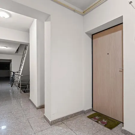 Apartment Poli Bucharest